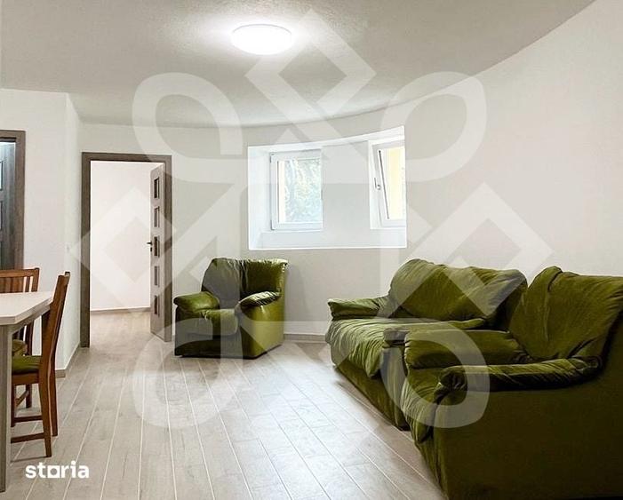 Apartament cu 3 camere decomandat în Girișu de Criș