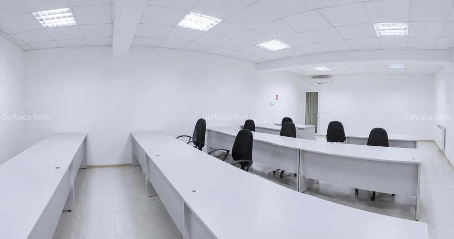 Spațiu comercial, de 300 mp, în Central