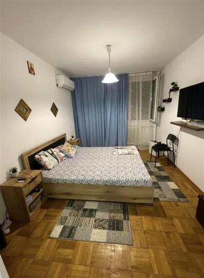 Apartament cu 3 camere decomandat, mobilat în Berceni
