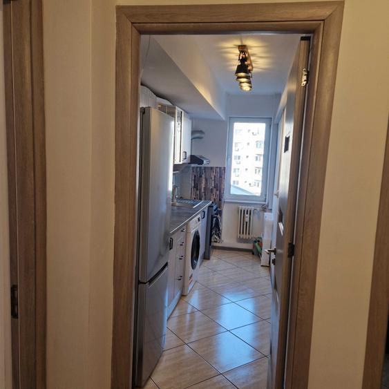 Inchiriez ap 2 camere decomandate, ultracentral , cinema patria 500 eur - 2