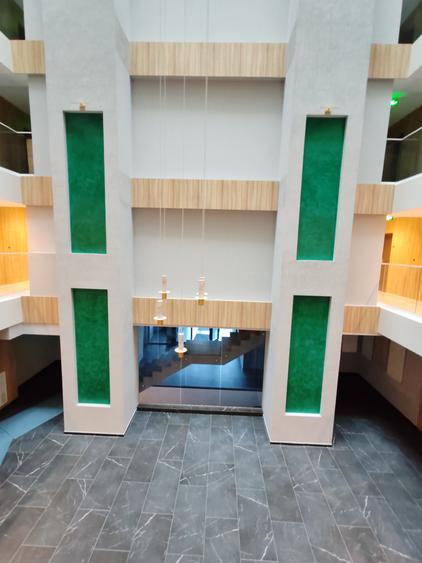 Apartament cu 2 camere semidecomandat în Sisești
