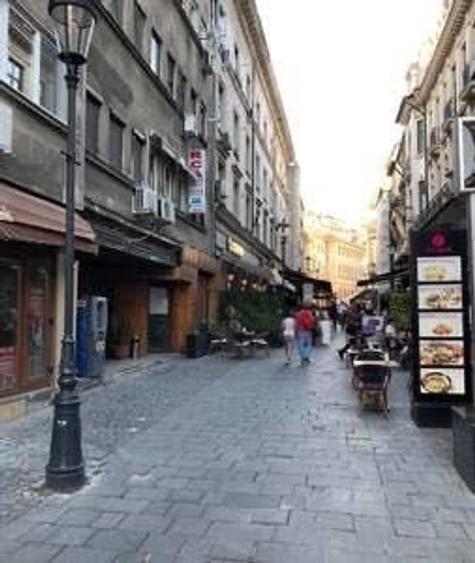 Garsonieră decomandată în Unirii
