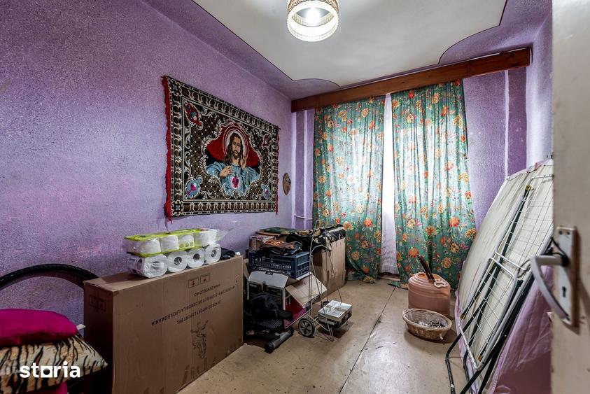 Apartament cu 4 camere în Micălaca
