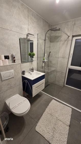 Casă cu 4 camere cu Teren 140 Mp în Central