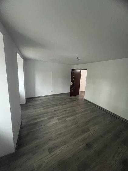 Apartament cu 2 camere decomandat în Independenței