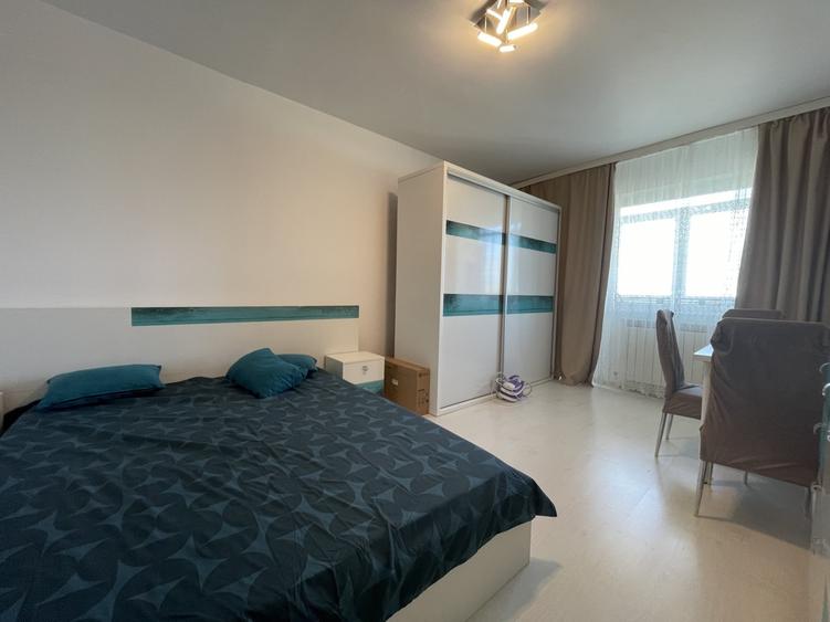 Apartament cu 3 camere decomandat, mobilat în Berceni