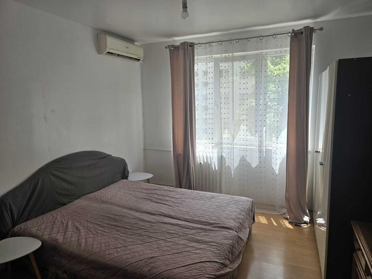 Apartament cu 2 camere decomandat în Apusului