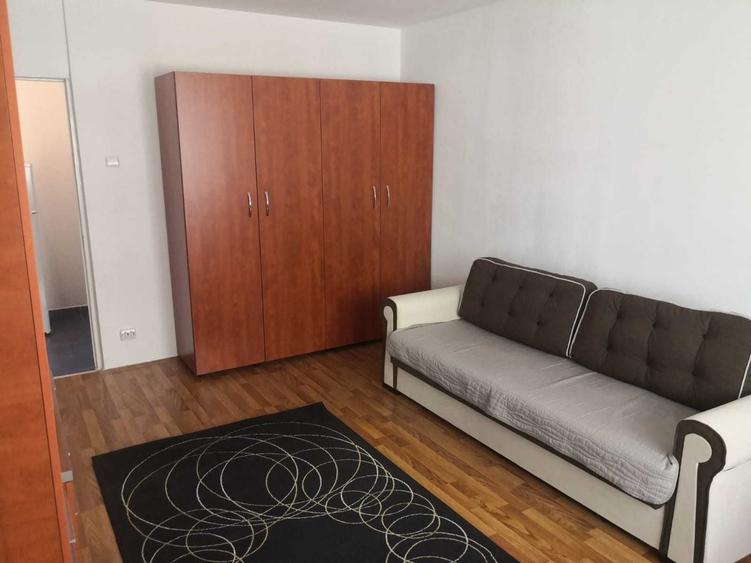 Garsonieră decomandată în Exterior Vest