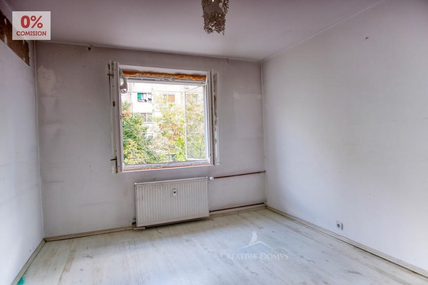 Apartament cu 3 camere decomandat în Rahova