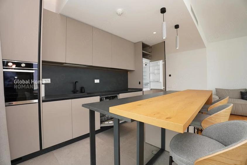 Apartament cu 3 camere decomandat în Aviației