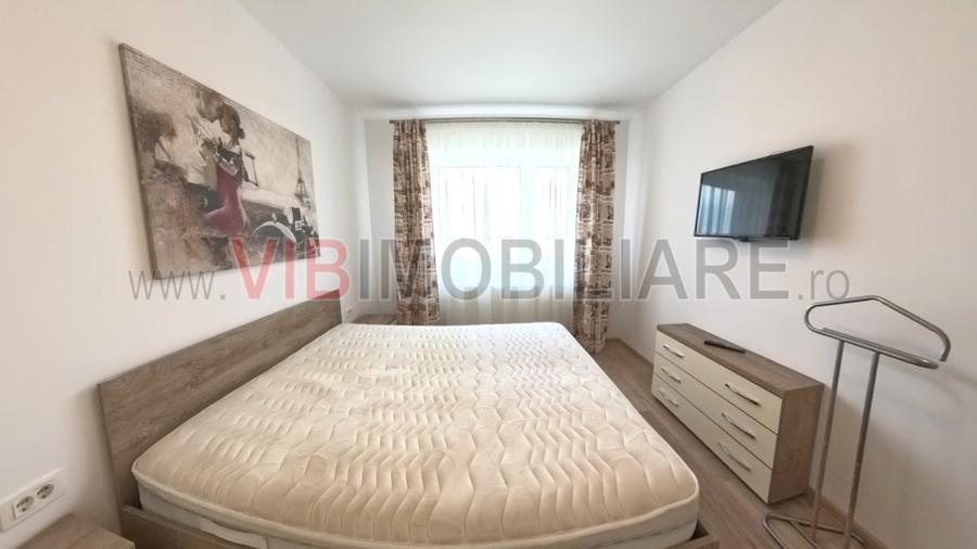 Apartament cu 2 camere semidecomandat, mobilat în Tractorul