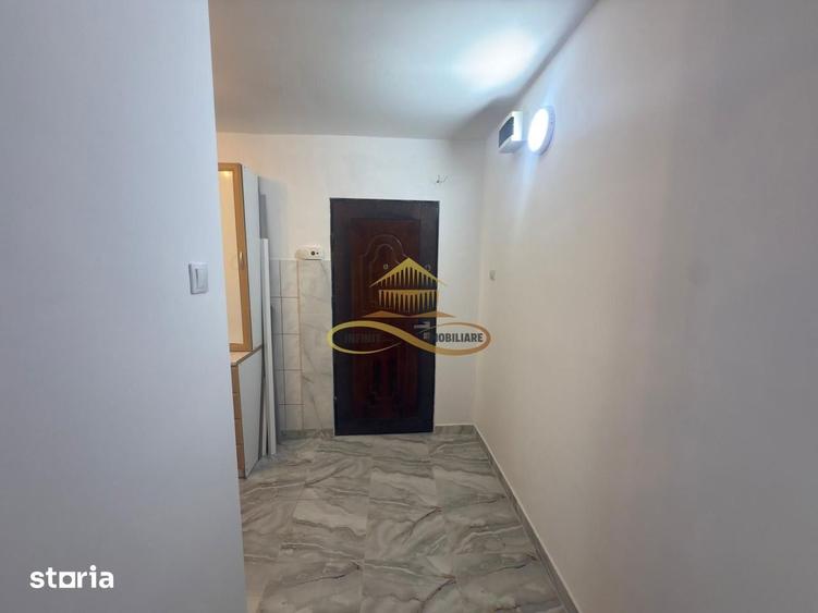 Apartament cu 2 camere nedecomandat în Cornișa