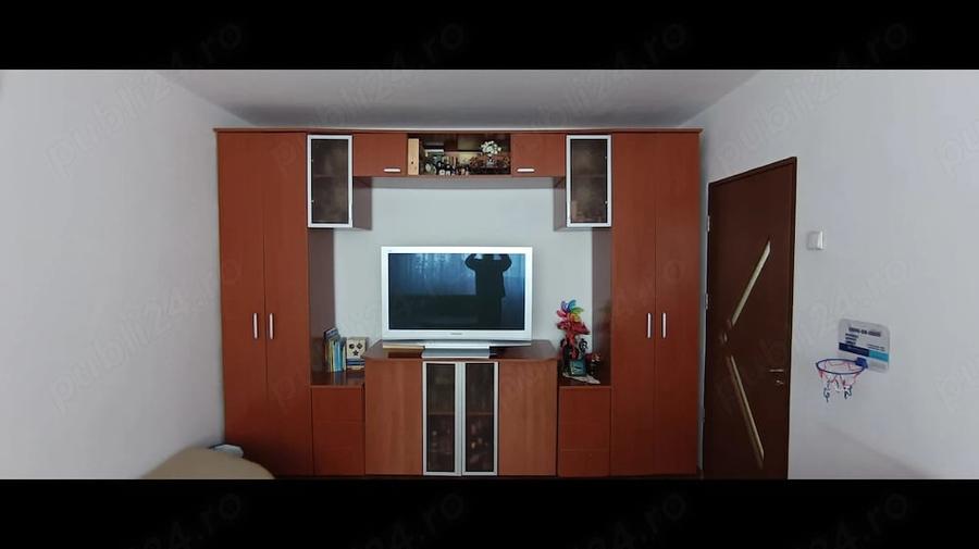 Apartament cu 3 camere decomandat în Doamna Ghica