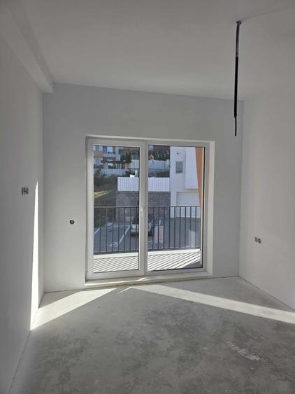 Apartament cu 2 camere decomandat în Apahida