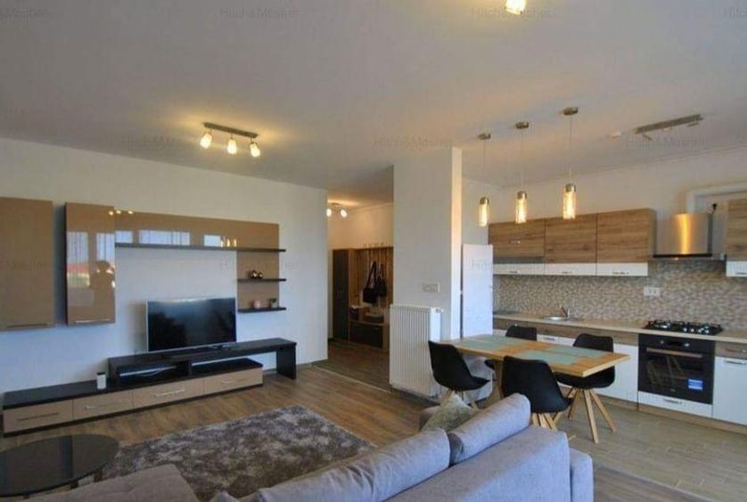 Apartament cu 2 camere semidecomandat în Torontalului