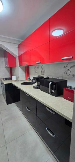 Apartament cu 2 camere semidecomandat în Micro 16