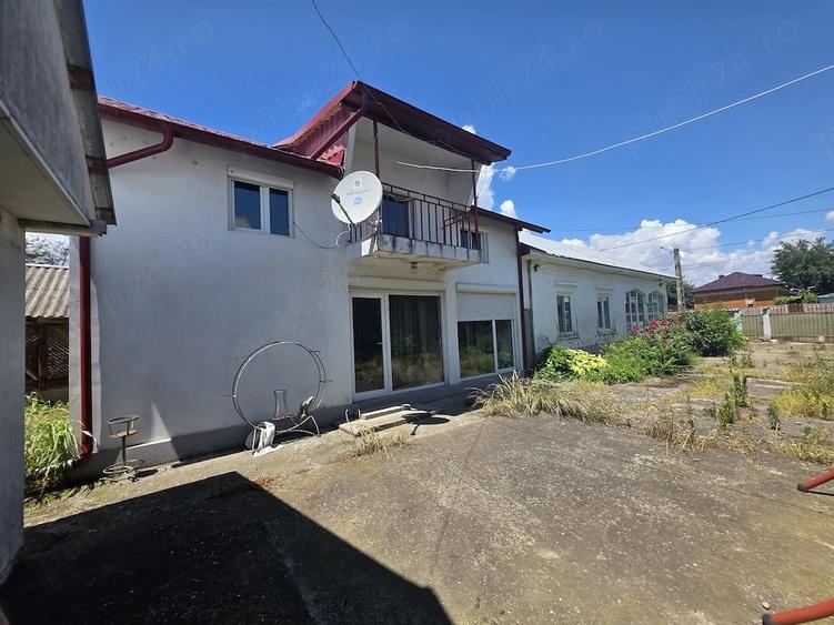 Casă cu 1 camere cu Teren 3900 Mp în Suhaia