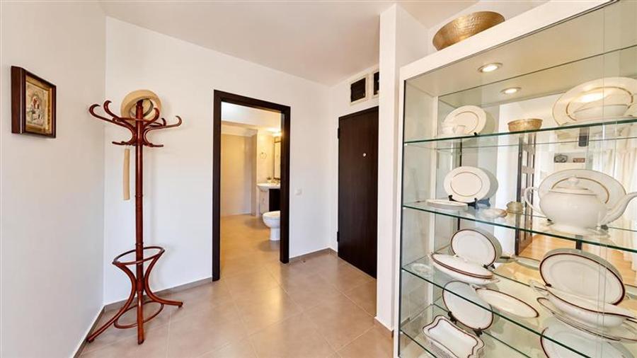 Apartament cu 2 camere decomandat, mobilat în Astra