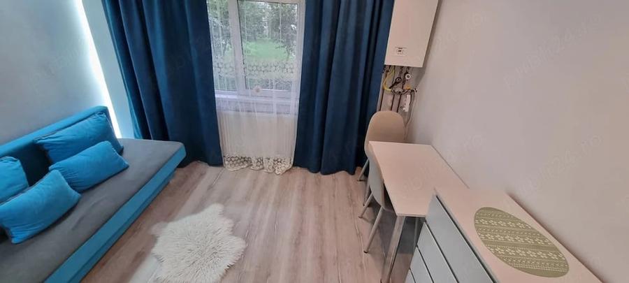 Garsonieră decomandată în Plopilor