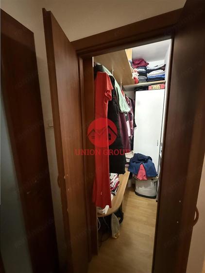 Apartament cu 2 camere decomandat în CET