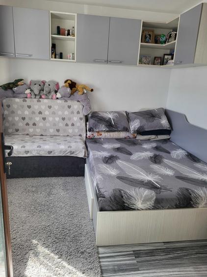 Apartament cu 2 camere decomandat în Steaua