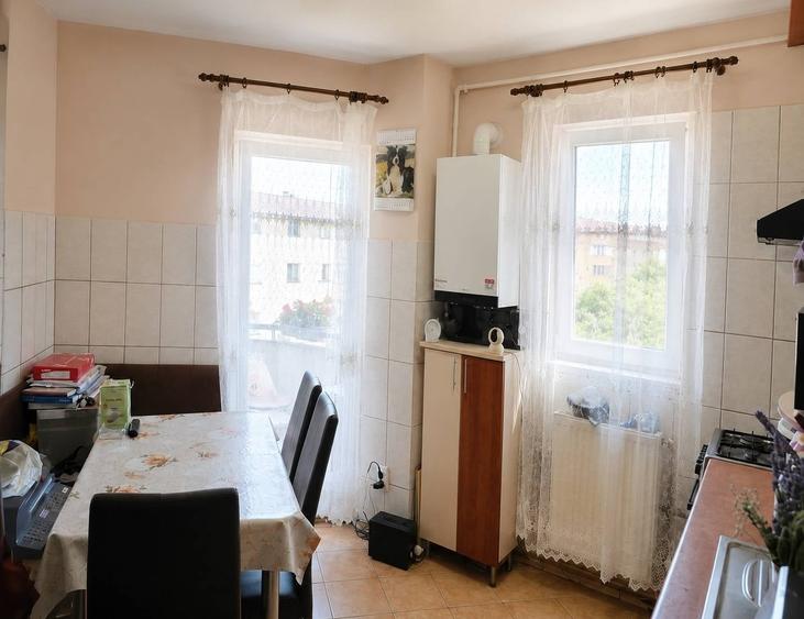 Apartament cu 2 camere decomandat în Mărăști