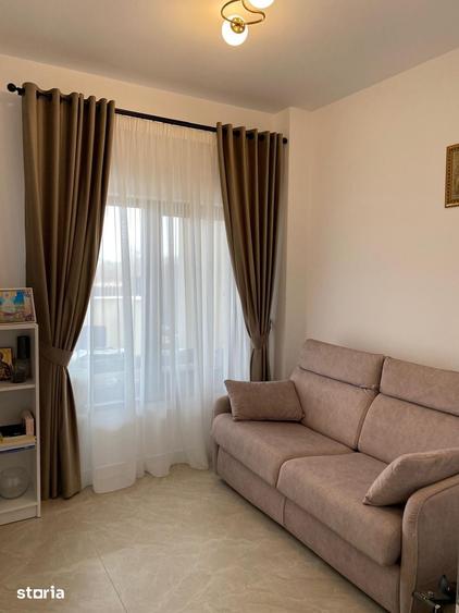 Casă cu 5 camere cu Teren 413 Mp în Central