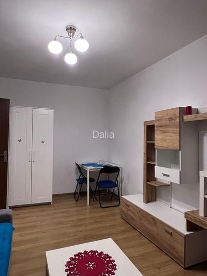 Vand garsoniera - Str Fizicienilor