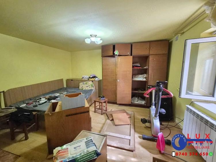 Casă cu 3 camere cu Teren 295 Mp în Babadag
