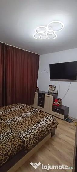 Apartament cu 3 camere decomandat în Prelungirea Ghencea