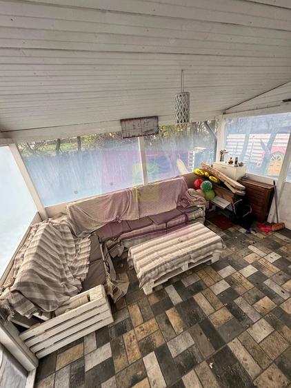 Casă cu 3 camere cu Teren 380 Mp în Săbăreni