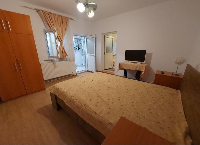 Casă cu 3 camere cu Teren 130 Mp în Coiciu
