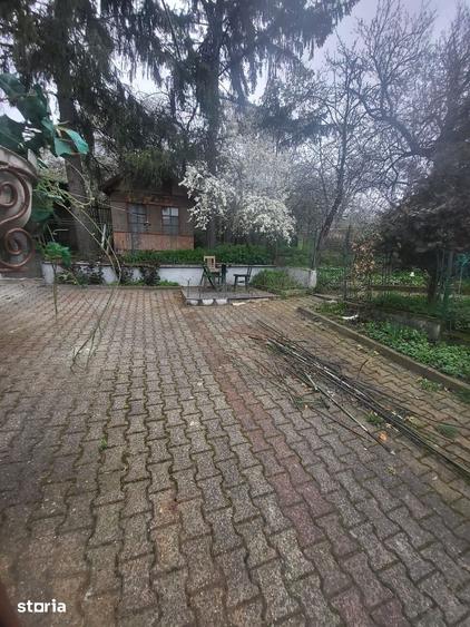 Casă cu 3 camere cu Teren 637 Mp în Central