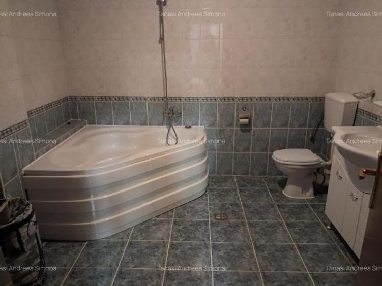 Apartament cu 3 camere decomandat, mobilat în Herăstrău
