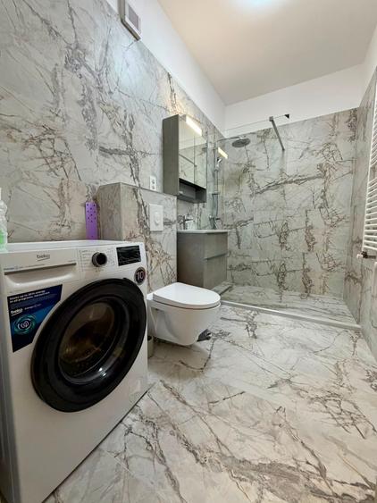 Apartament cu 2 camere decomandat în Universitate