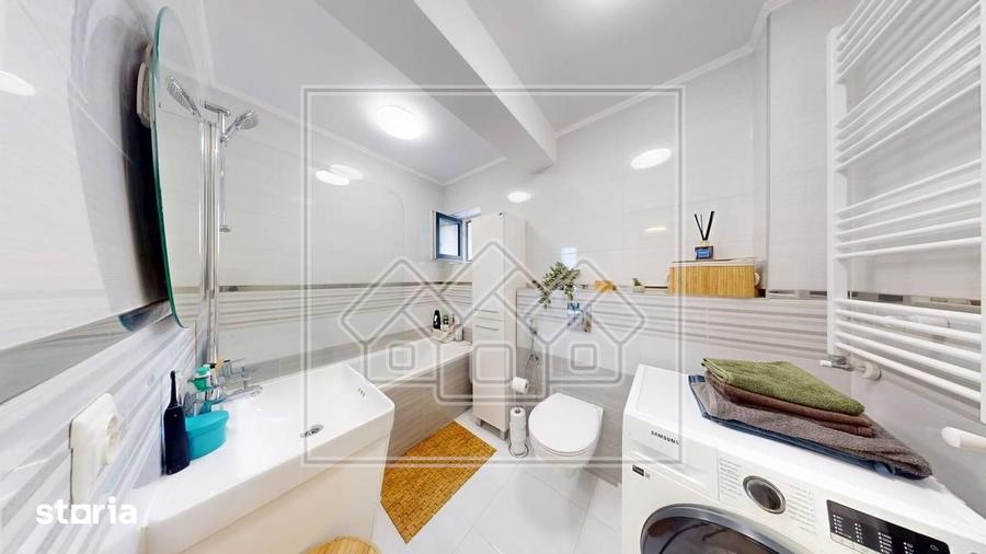 Apartament cu 2 camere, balcon, 2 locuri de parcare - zona buna - 8