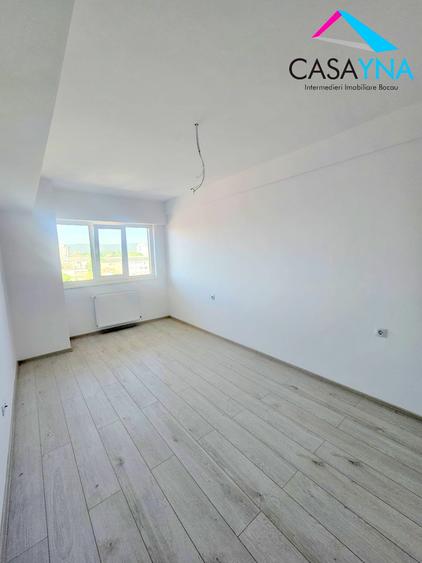 Apartament cu 3 camere în Letea