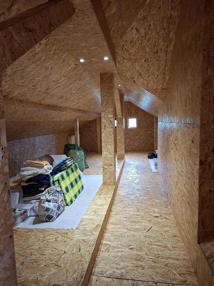 Casă cu Teren 1405 Mp în Urleta