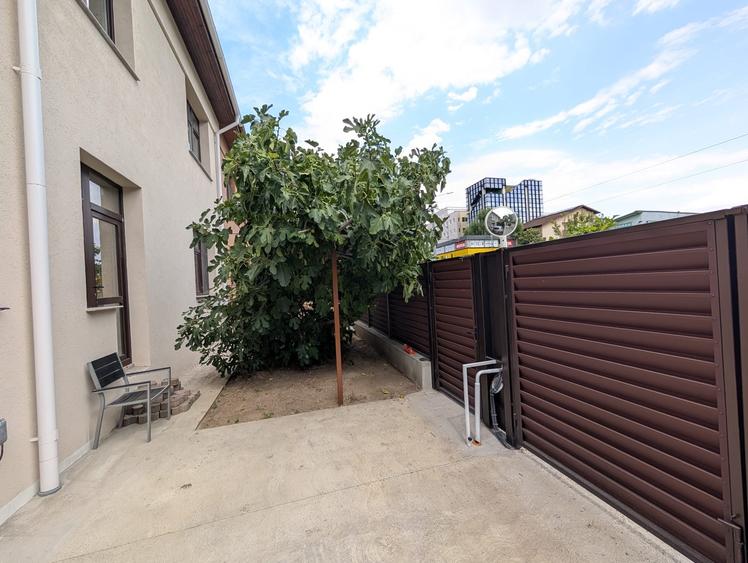 FLOREASCA/ Barbu Vacarescu,duplex superb,jumatate de vila,nou renovat,terasa - 1