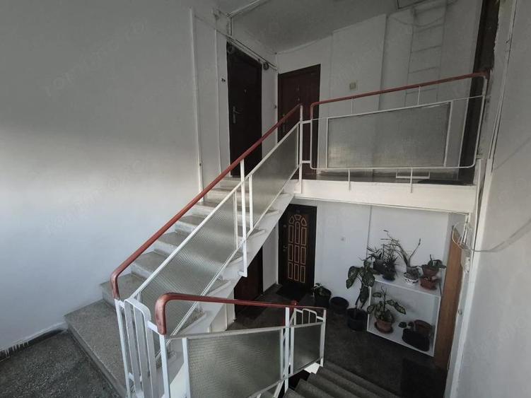 apartament 3 camere langa Metrou 1 Decembrie - 3