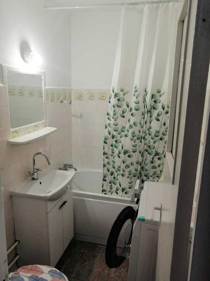 Apartament cu 2 camere decomandat în Tătărași