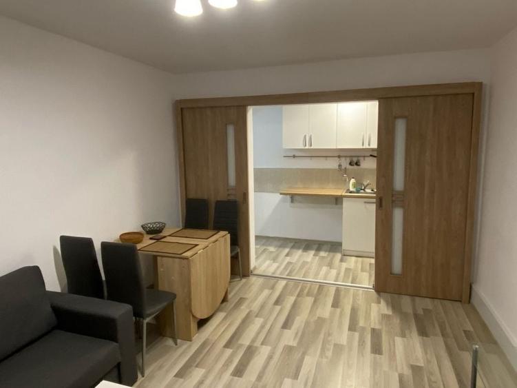 Apartament cu 2 camere decomandat în Sud