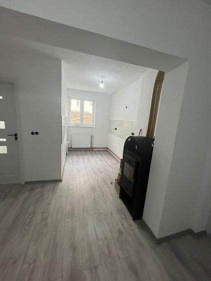 Apartament cu 3 camere decomandat în Gălăuțaș