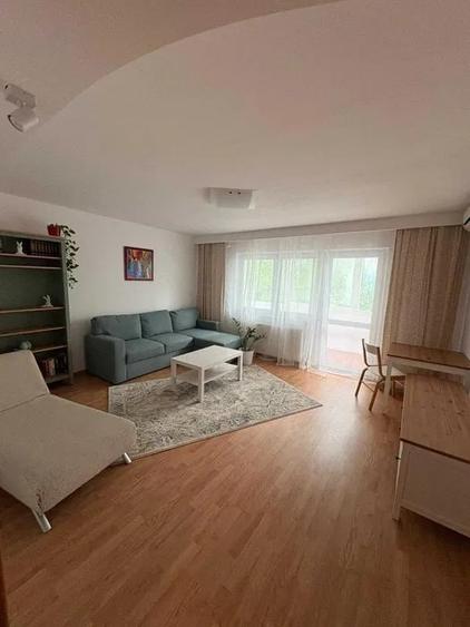 Apartament cu 2 camere decomandat, mobilat în Aviației