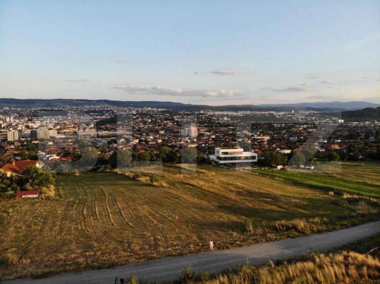 Teren construibil, panorama spre Cluj, 6 minute de Centru - 1