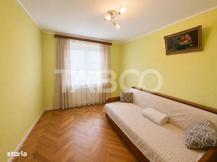 Apartament cu 3 camere decomandat în Mihai Viteazul