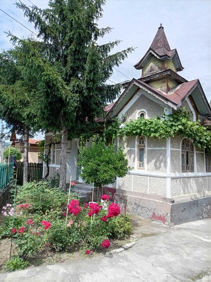 Casă cu 4 camere cu Teren 970 Mp în Gornet
