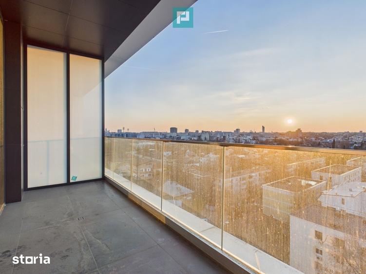 Apartament cu 4 camere decomandat în Tei