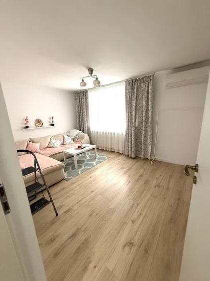 Apartament cu 3 camere decomandat, mobilat în Drumul Taberei