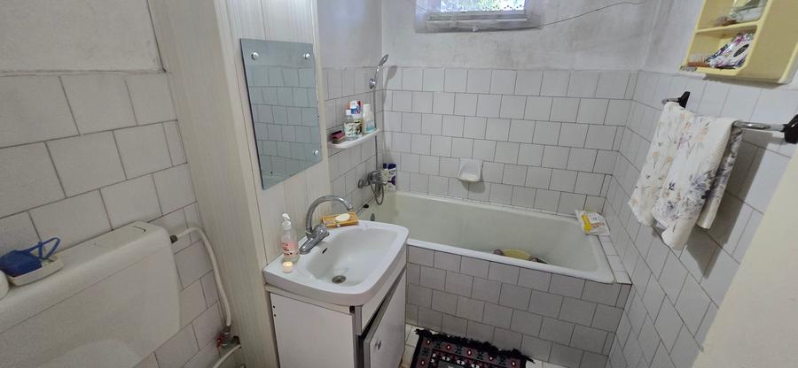 Apartament cu 2 camere semidecomandat în Gară